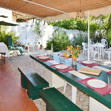 Deluxe Albufeira Villa Silves Deluxe 3 Bedrooms Fenced Swimming Pool Perfect Or Famili Olhos de Agua (Albufeira)