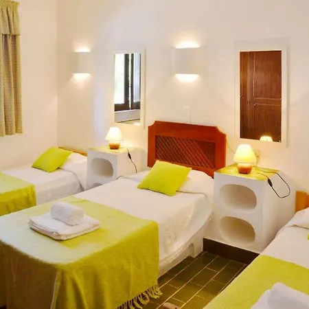 Deluxe Albufeira Villa Silves Deluxe 3 Bedrooms Fenced Swimming Pool Perfect Or Famili * Olhos de Agua (Albufeira)